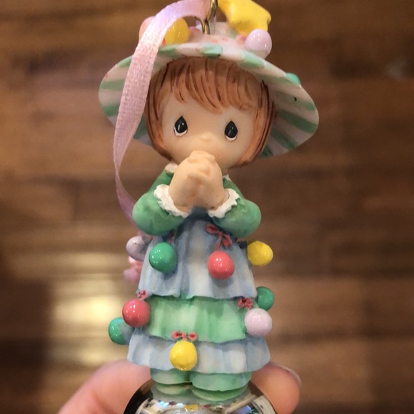 Precious moments Christmas bell ornament - Picture 4 of 4